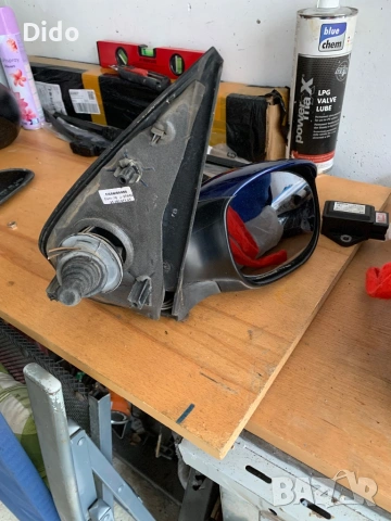 Огледало за Пежо 206 sw, снимка 4 - Части - 51023198