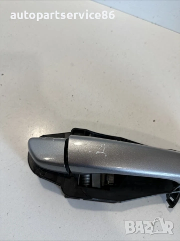 Външна дръжка предна дясна врата сива за Peugeot 3008 (2022) Geo016532