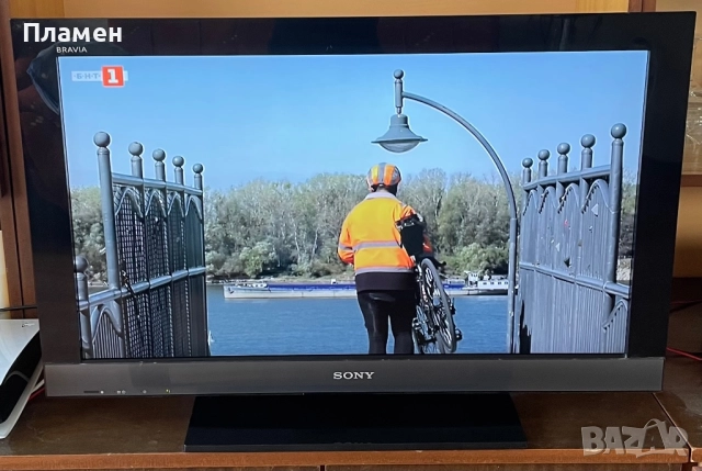 Телевизор SONY BRAVIA 32 инча 