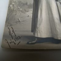 Стара снимка-картичка медицинска сестра 1912г., снимка 4 - Филателия - 45083476