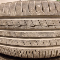 Оригинални гуми с джанти за Тойота Рав4, снимка 7 - Гуми и джанти - 44936875