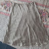 Комплект пола и блуза сатен на точки, снимка 1 - Комплекти - 45079486