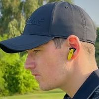 Нови Bluetooth GPS Слушалки за Голф с Точни Разстояния до Грийна, снимка 2 - Bluetooth слушалки - 45285973
