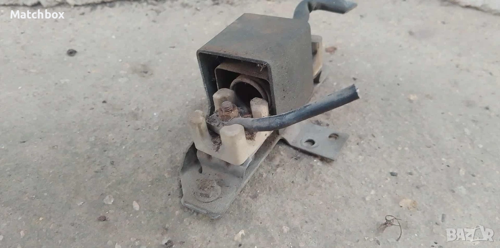 Реостат пренапрежение климатик за Мерцедес 124, снимка 1