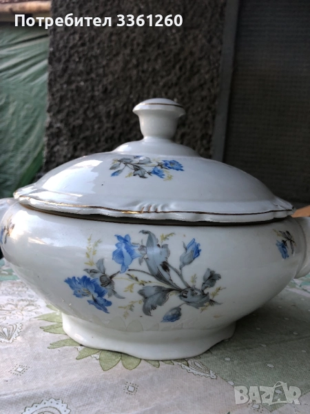Порцеланов супник с капак, снимка 1