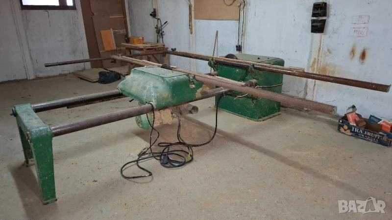 Дърводелски двустранно обрязващ циркуляр., снимка 1