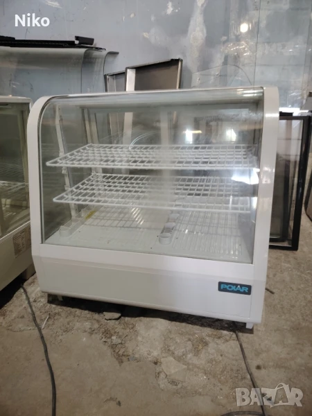Настолна хладилна витрина Polar, снимка 1