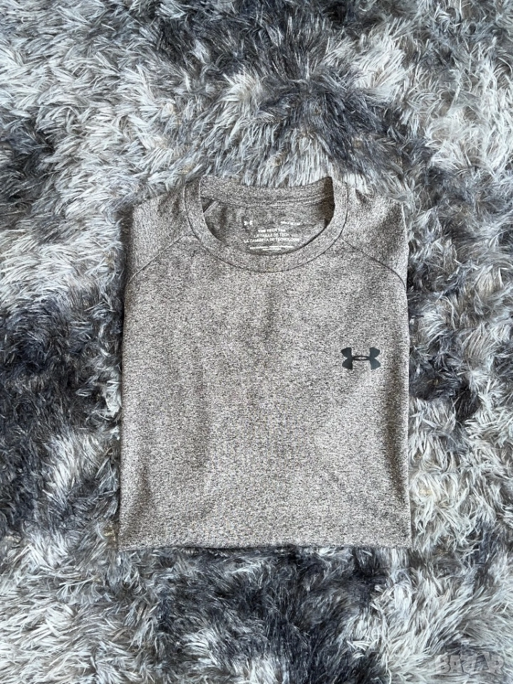 Under Armour тениска размер М сива, много добро състояние, снимка 1