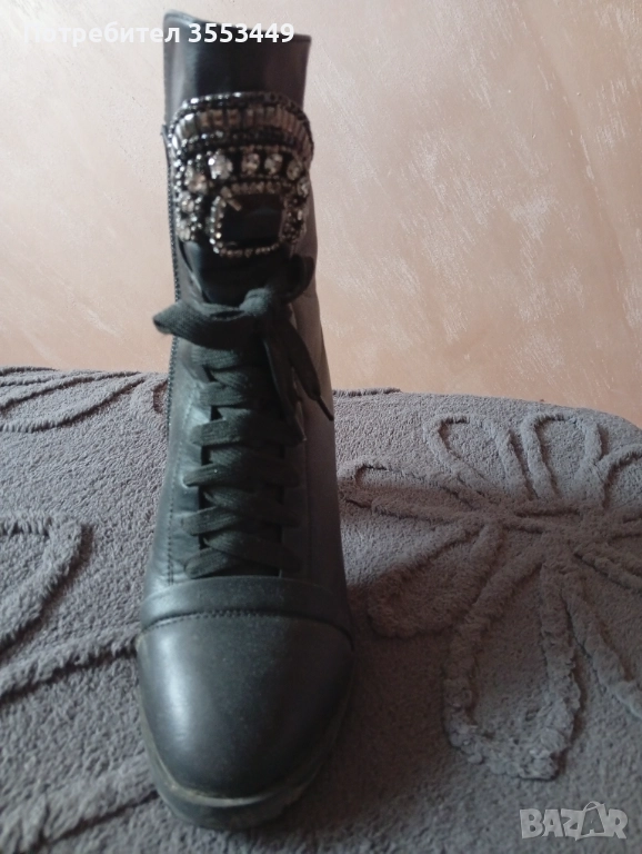 Боти, снимка 1