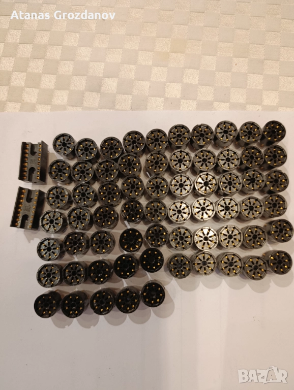 Цокъл за интегрални схеми, снимка 1