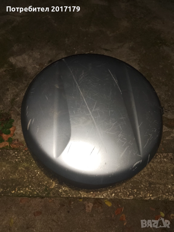 Капак за резервната гума на джип Toyota RAV4, снимка 1