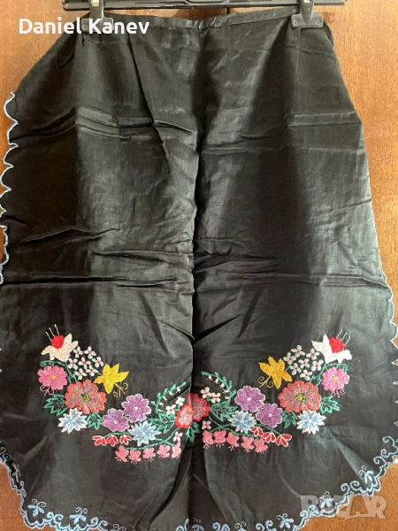 Фолклорна престилка, снимка 1