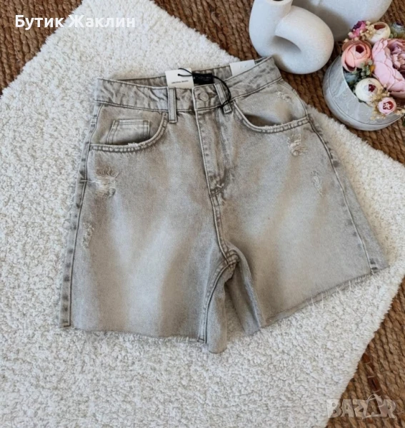Деним къси панталонки , снимка 1