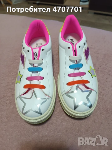 Детски кецове pmg доста запазени почти не са носени 30 номер