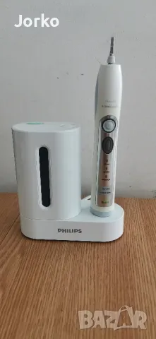 Philips Sonicare електрическа четка + зарядно с UV лампа, снимка 4 - Други - 49283566