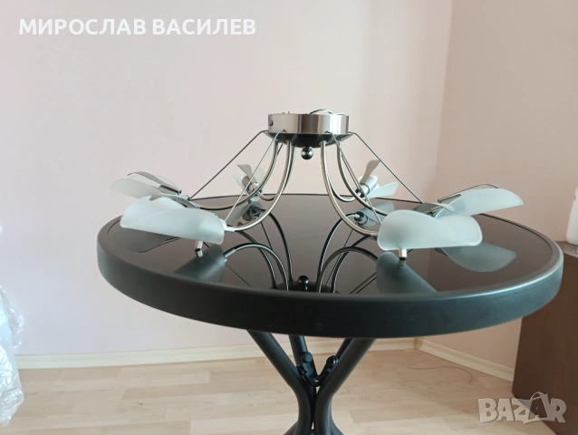 Полилей за таван , снимка 2 - Лампи за таван - 54101861