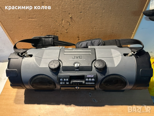 boombox с касета "JVC RV-NB1", снимка 3 - Радиокасетофони, транзистори - 51982638