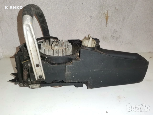 Продавам резачка за дърва , снимка 5 - Моторни триони/резачки - 54171111