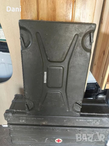 Стар немски военен куфар,алуминиев,BW-Bestand