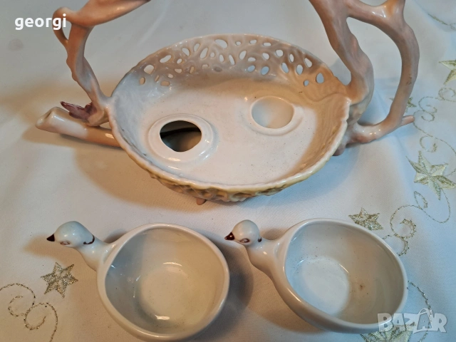 уникален порцеланов чайник гнездо с две чаши 31/3, снимка 6 - Сервизи - 53724262