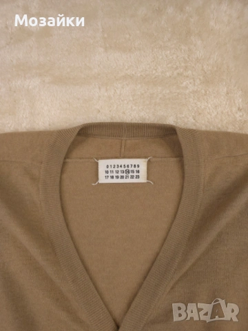 Maison Margiela луксозна вълнена жилетка с кожени кръпки размер L употребявана, снимка 2 - Суичъри - 53596421