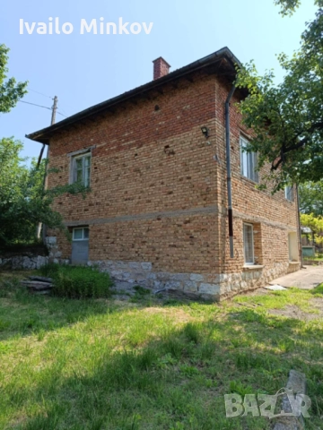 Къща под наем с двор, градина и постройки – с. Ковачица, 750 лв., снимка 3 - Къщи - 52019672