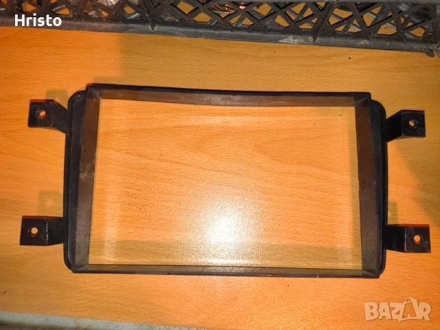 PVC Рамка за табло мултимедия Мерцедес W203 C class,W209 CLK - 7 инча , снимка 3 - Аксесоари и консумативи - 53541987