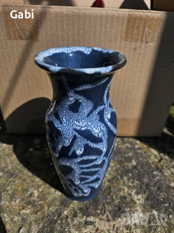 Артистична керамична ваза – Тъмносин меланж, снимка 2 - Антикварни и старинни предмети - 53899889