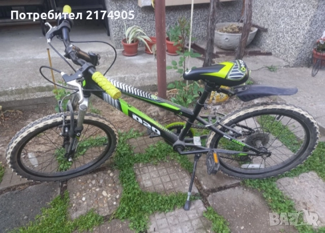 Детски велосипед De Novo D20 черно и зелено