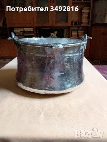 Много старо медно котле 