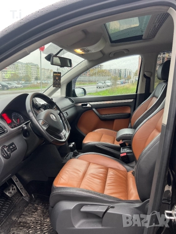  Vw touaran , снимка 9 - Автомобили и джипове - 52344163