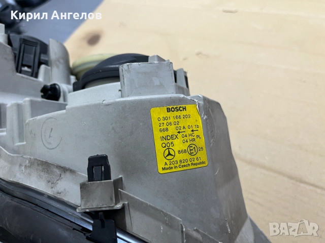 Десен фар за Mercedes C-class W203 (преди фейс), снимка 6 - Части - 53581913