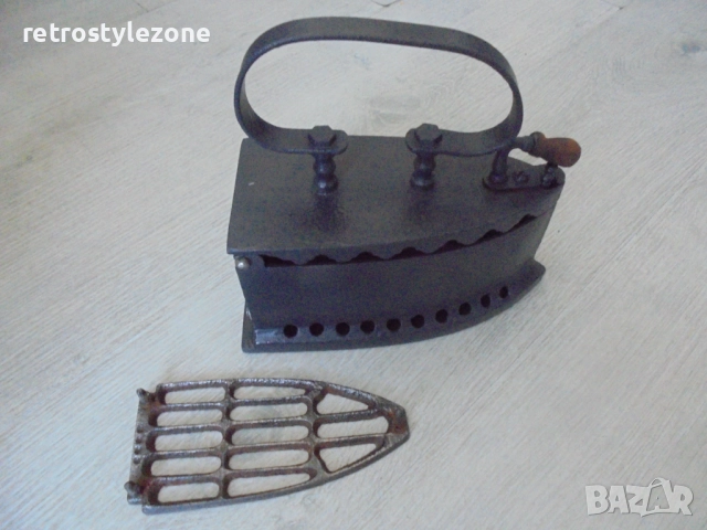 № 8240 Стара антикварна въгленова ютия – романтика от миналото , снимка 3 - Други ценни предмети - 51598673