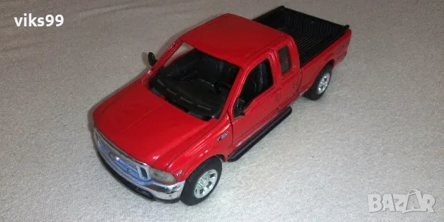 Ford F-350 Super Duty Pick Up 1:24 (Red) Welly 22081, снимка 2 - Колекции - 49165014