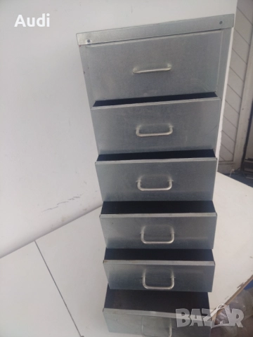 Метален шкаф за инструменти с  6 броя чекмеджета с дръжки. Мобилен на 4 бр колелца, снимка 8 - Куфари с инструменти - 52792644