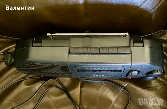 Радио касетофон SABA RCR 310, снимка 2 - Радиокасетофони, транзистори - 51389573