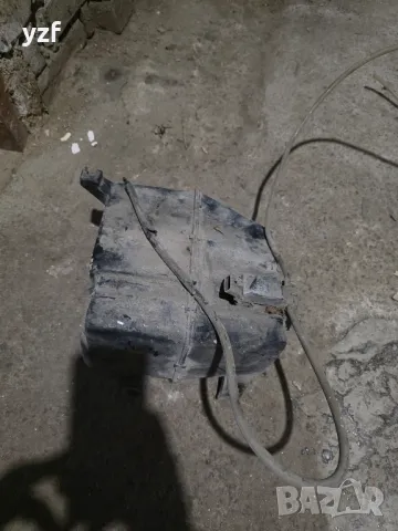 казанче с моторче за чистачки от тойота селика 2002г, снимка 3 - Части - 50229733