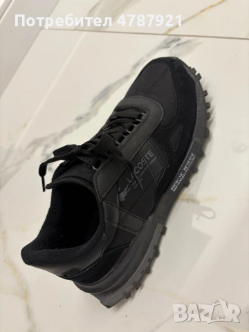 Продавам оригинални обувки чисто нови продавам ги понеже са ми тесни