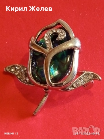 БРОШКА ЗЕЛЕНО ЦВЕТЕ ИНКРУСТАЦИЯ от СЕДЕФ и КРИСТАЛИ ЛУКС ПОДНЕСЕН АРИСТОКРАТИЧНО 52225, снимка 7 - Други - 52533485
