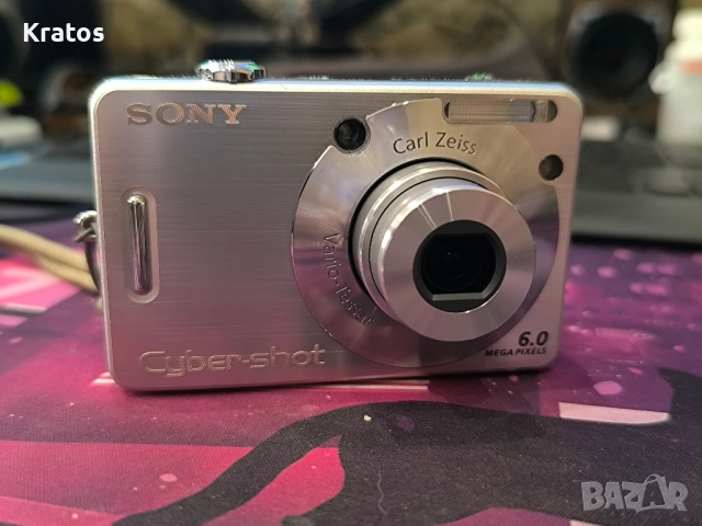 Цифров фотоапарат Sony Cybershot DSC-W5 6.0 megapixels, снимка 2 - Фотоапарати - 52790483