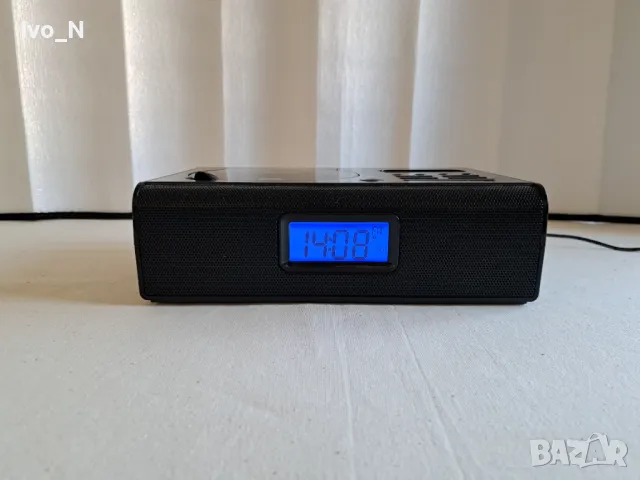 Medion MD 82314/ FM радио часовник със CD и AUX/ iPhone/iPod Dock., снимка 2 - Радиокасетофони, транзистори - 48130784