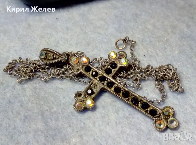 СТАР СРЕБЪРЕН КРЪСТ СРЕБРО 925 с ФАСЕТИРАНИ КРИСТАЛИ и СРЕБЪРНА ВЕРИЖКА с НУЖДА от ЗАКОПЧАЛКА 22266, снимка 6 - Антикварни и старинни предмети - 49913121