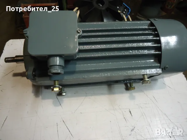 Трифазен ел. мотор 3KW - 2900 об/мин., снимка 7 - Електродвигатели - 49765130