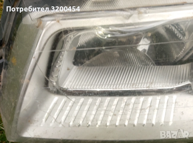 Ляв фар за Рено Меган, снимка 2 - Части - 54217251