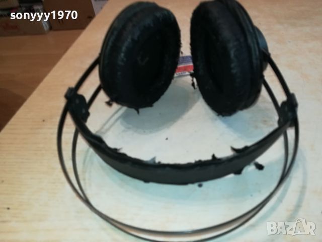 AKG K-52 HEADPHONES-ВНОС GERMANY 1004240949, снимка 6 - Слушалки и портативни колонки - 45200225