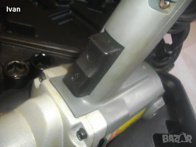 300Nm 900W UNITEC НЕМСКИ ОРИГИНАЛЕН 2014г. ЕЛЕКТРИЧЕСКИ ГАЙКОВЕРТ В КУФАР С 3 ТОРСА НАКРАЙНИЦИ, снимка 9 - Други инструменти - 50415052