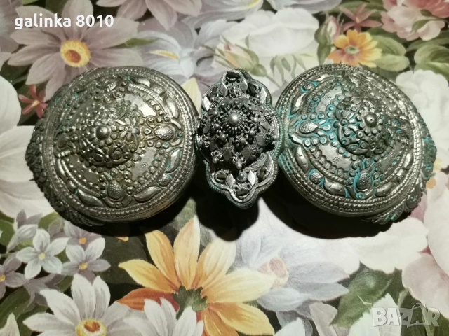 Стари сребърни пафти