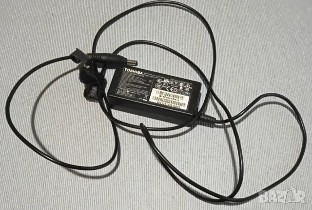 Genuine TOSHIBA Laptop Charger PA3822U-1ACA , снимка 3 - Кабели и адаптери - 47454985