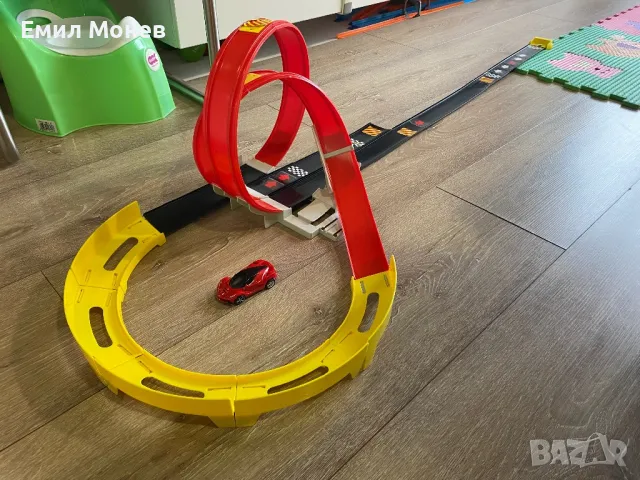 Писта 'Ferrari Race & Play Go Gears Raceway Burago’., снимка 3 - Коли, камиони, мотори, писти - 49530480