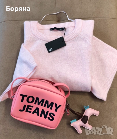 Tommy Jeans розова малка чанта с аксесоар висулка кон, снимка 2 - Чанти - 52238180